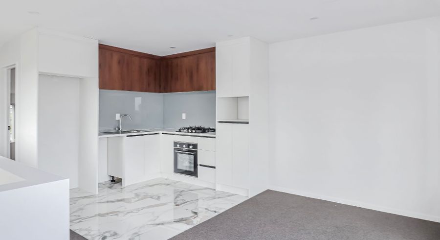  at 553f Massey Road, Mangere, Manukau City, Auckland