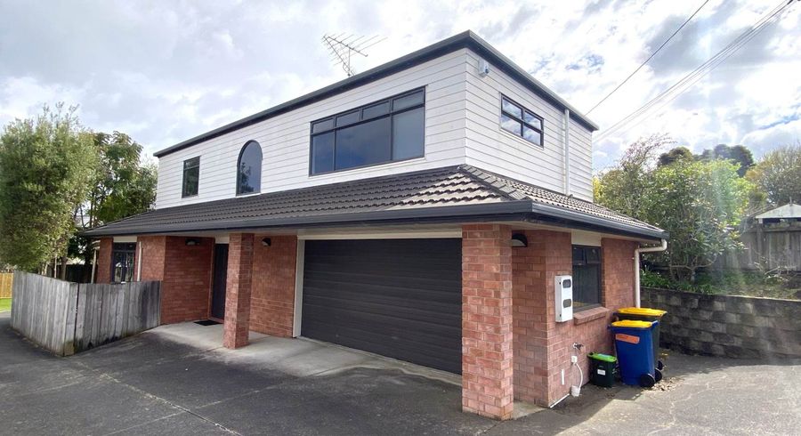  at 2/19 Gordon Avenue, Milford, North Shore City, Auckland