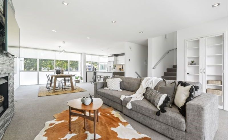Free property data for 2/1 Riro Street, Hamilton East, Hamilton - homes ...