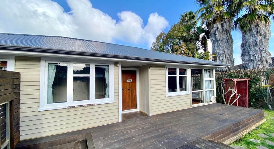  at 2/8 Belmont Terrace, Milford, Auckland