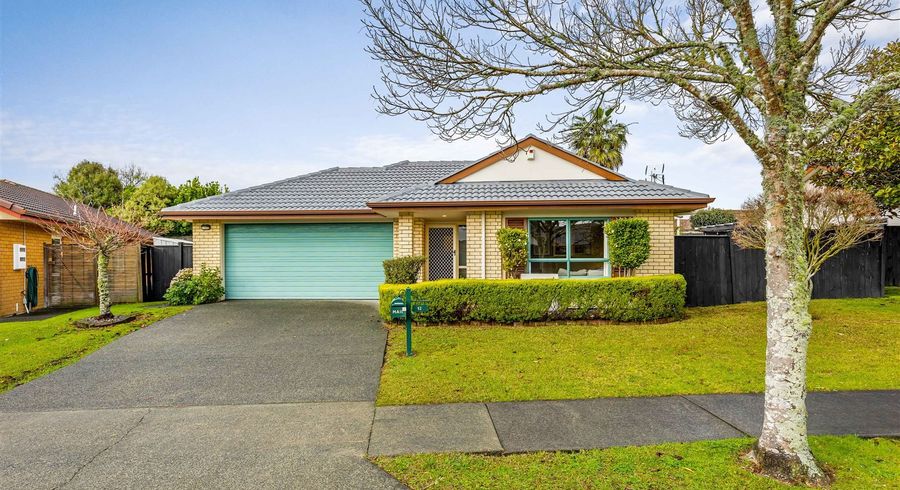  at 12 Waterstone Way, Henderson, Auckland