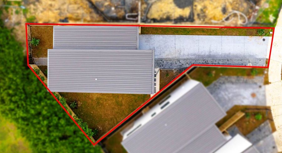  at 13 Whiteywood Street, Westgate, Waitakere City, Auckland