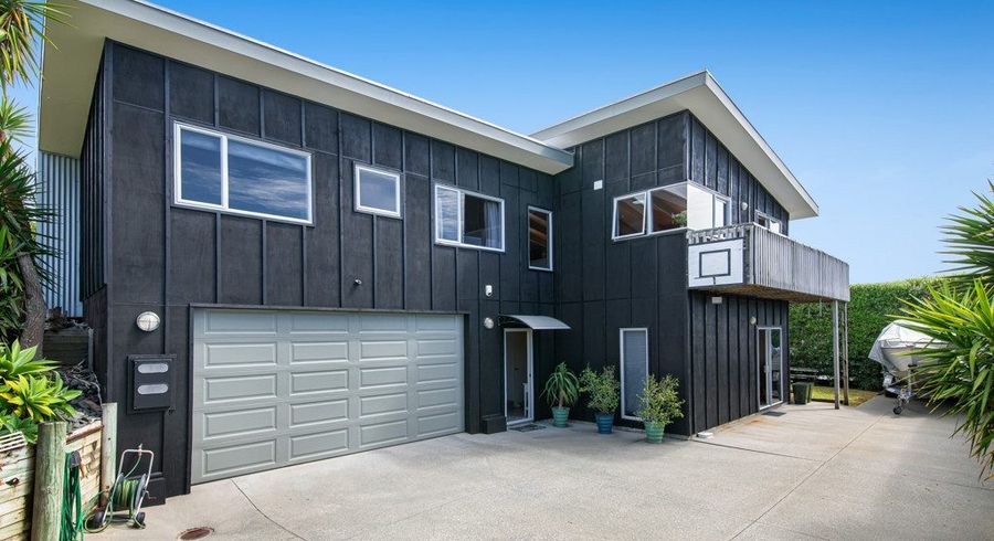  at 11 Athol Place, Algies Bay, Warkworth