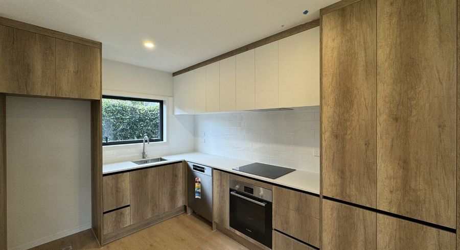  at 6/320 Rangatira Road, Beach Haven, North Shore City, Auckland