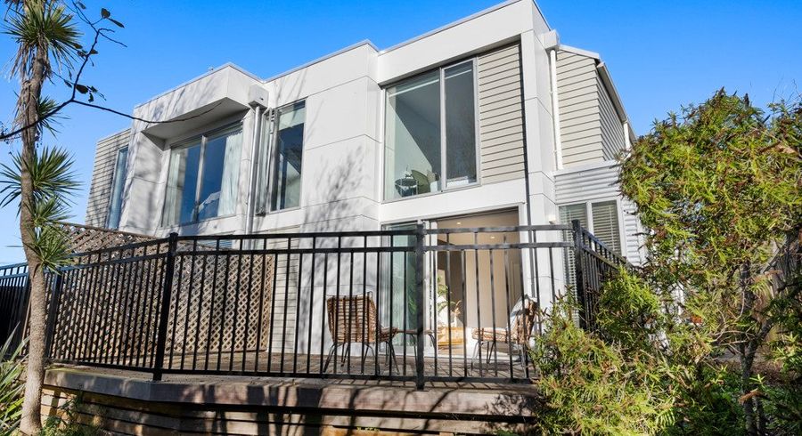  at 2/204 Edgeware Road, St. Albans, Christchurch City, Canterbury