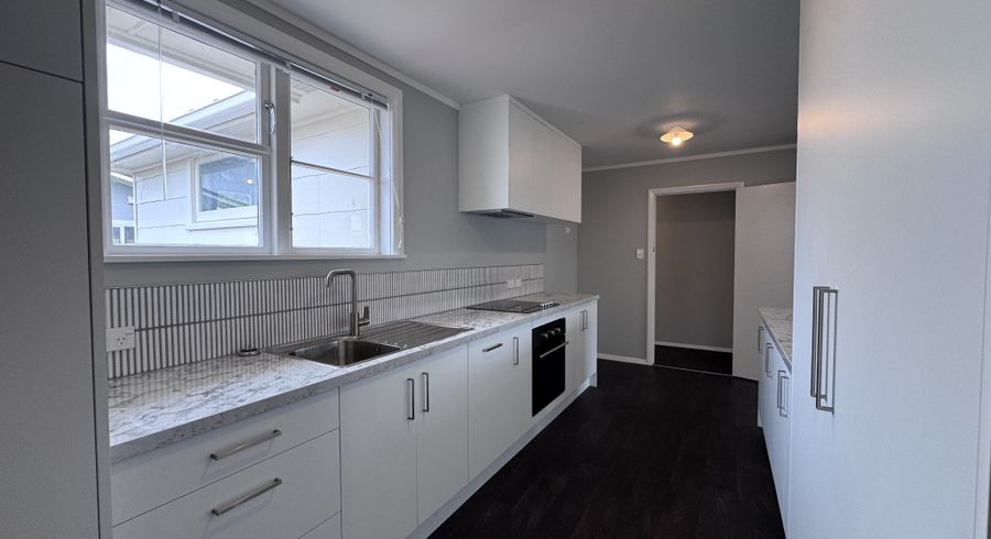  at 32 Thames Street, Roslyn, Palmerston North