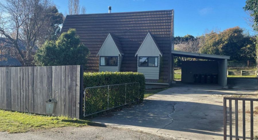 at 3 Lanes Road, Bridge Hill, Alexandra