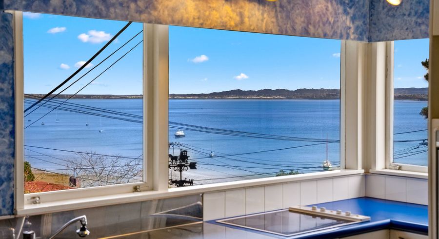  at 39 Neptune Avenue, Beach Haven, North Shore City, Auckland
