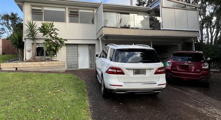  at 35 Widmore Drive, Massey, Auckland