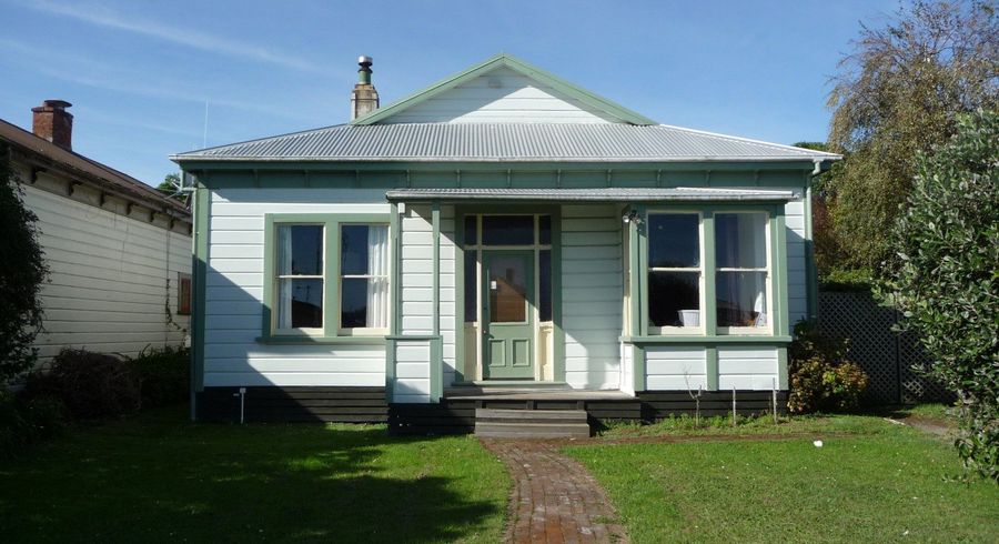  at 5 Hereford Street, West End, Palmerston North, Manawatu / Whanganui