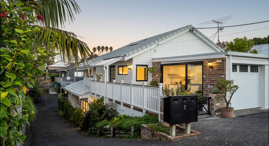 at 1/5 Park Avenue, Takapuna, Auckland