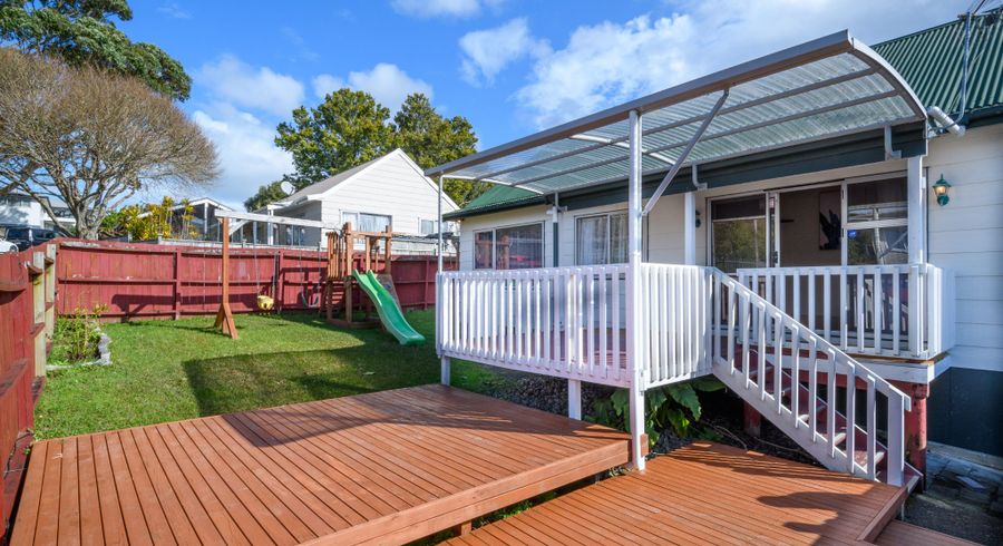  at 2/1 Pimento Place, New Lynn, Auckland