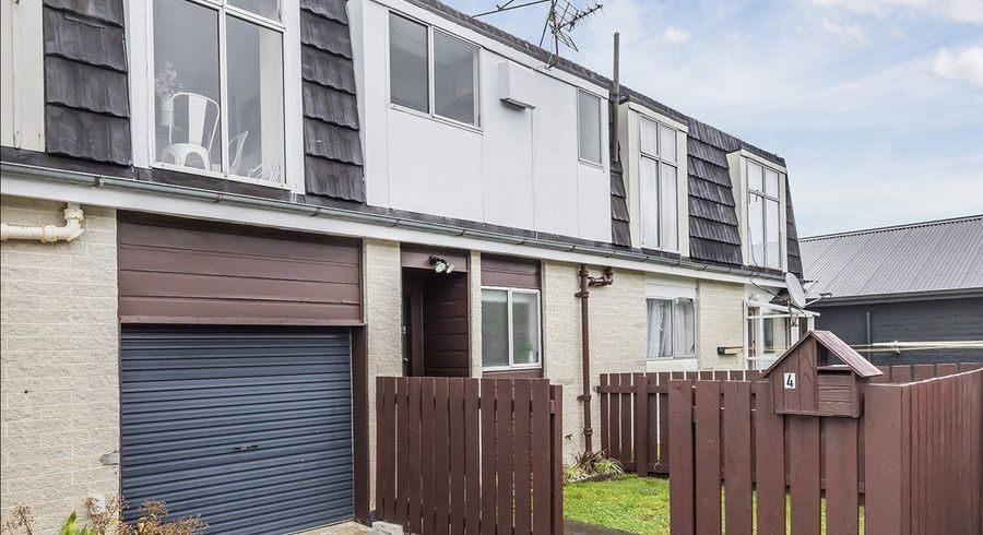  at 4 Cobar Close, Maupuia, Wellington, Wellington