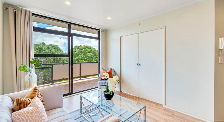  at 5/372 Rosedale Road, Rosedale, Auckland