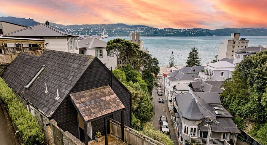  at 28 Hay Street, Oriental Bay, Wellington