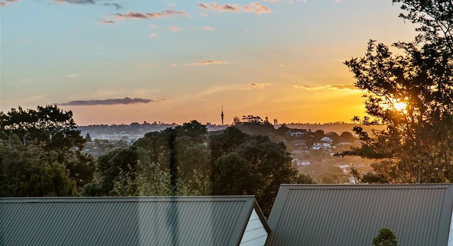  at 49 Murvale Drive, Bucklands Beach, Auckland