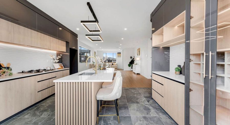  at 6 Bendridge Street, Flat Bush, Manukau City, Auckland