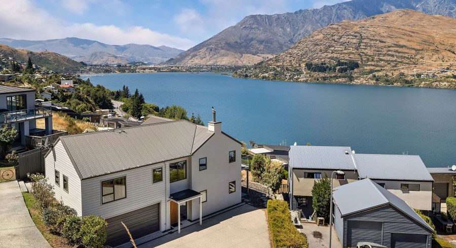  at 5 Gum Lane, Queenstown Hill, Queenstown-Lakes, Otago