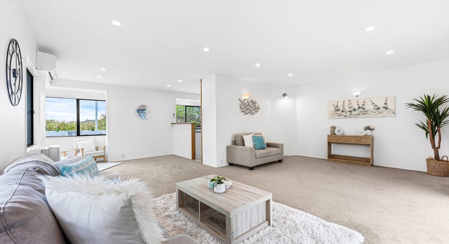  at 18 Lanham Lane, Massey, Auckland