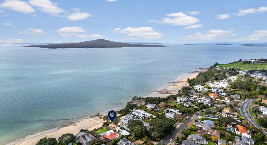  at 13 Clifton Road, Hauraki, Takapuna, North Shore City, Auckland