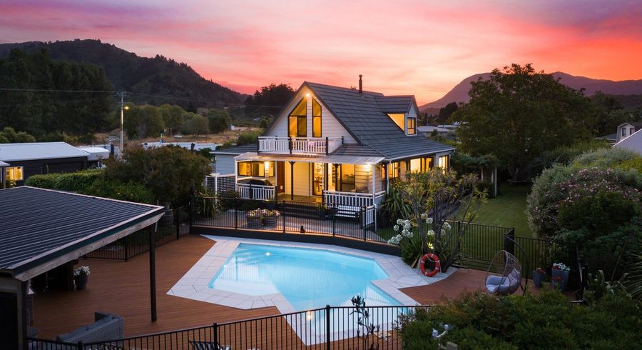 at 1 Beach Road, Waikawa, Picton