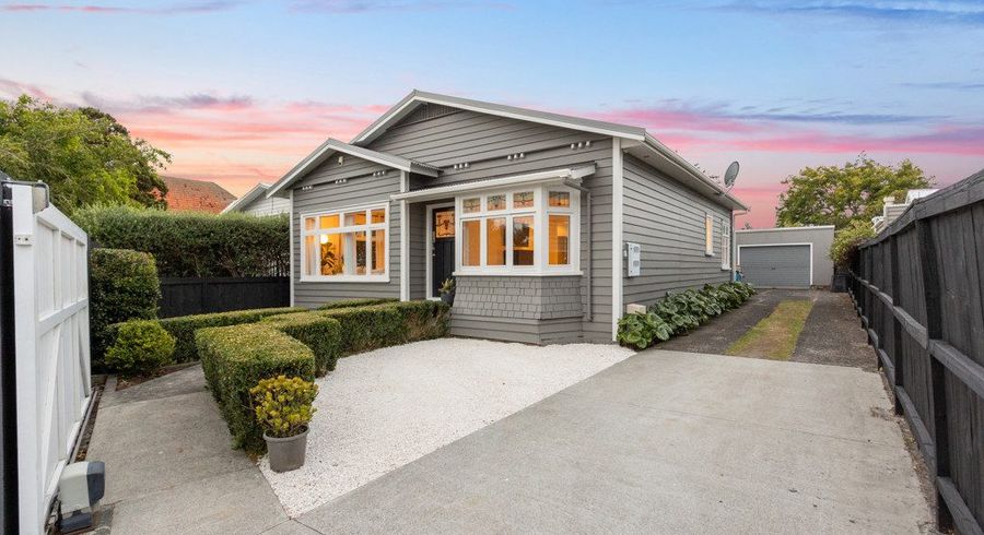  at 99 Garnet Road, Westmere, Auckland