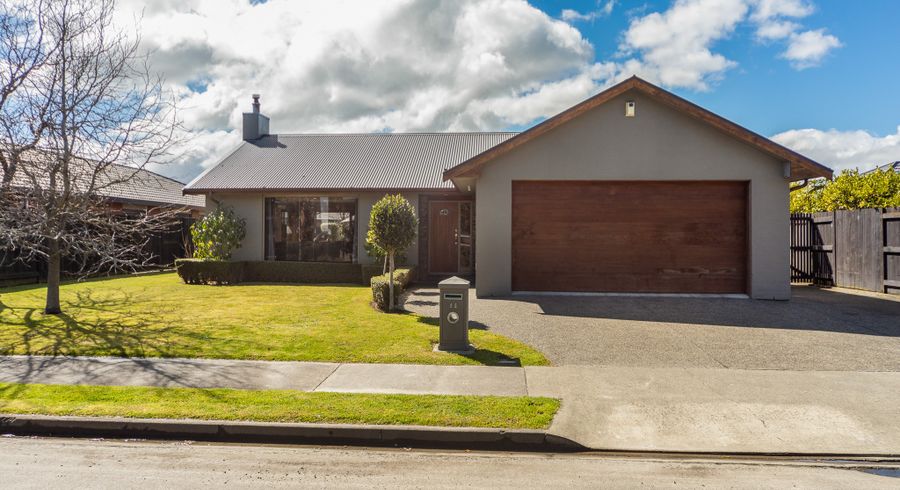  at 44 Roberts Line, Kelvin Grove, Palmerston North