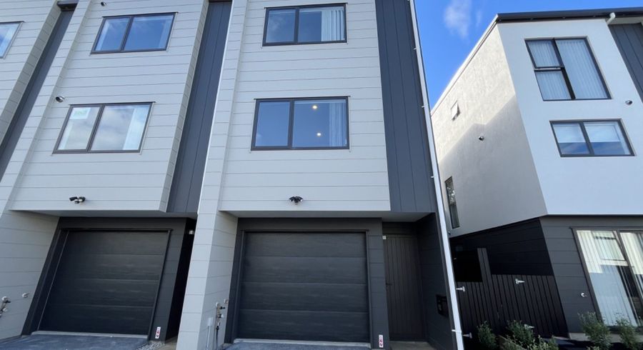  at 52 Tukari Lane, Mangere Bridge, Manukau City, Auckland