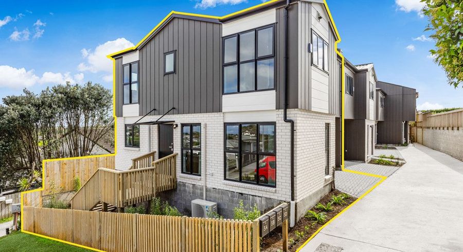  at 5A & 5B Beaufort Place, Papatoetoe, Manukau City, Auckland