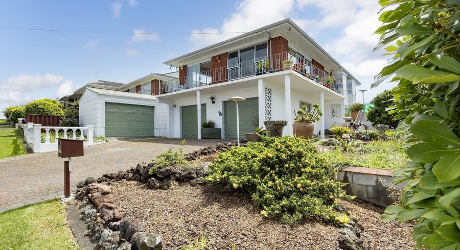  at 174 Royal Road, Massey, Waitakere City, Auckland