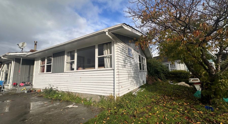  at 33 Mountbatten Grove, Clouston Park, Upper Hutt, Wellington