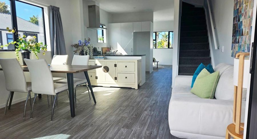  at 109 Cambridge Terrace, Papatoetoe, Manukau City, Auckland