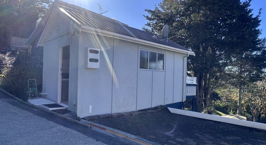  at 1/553 East Coast Rd, Browns Bay, North Shore City, Auckland