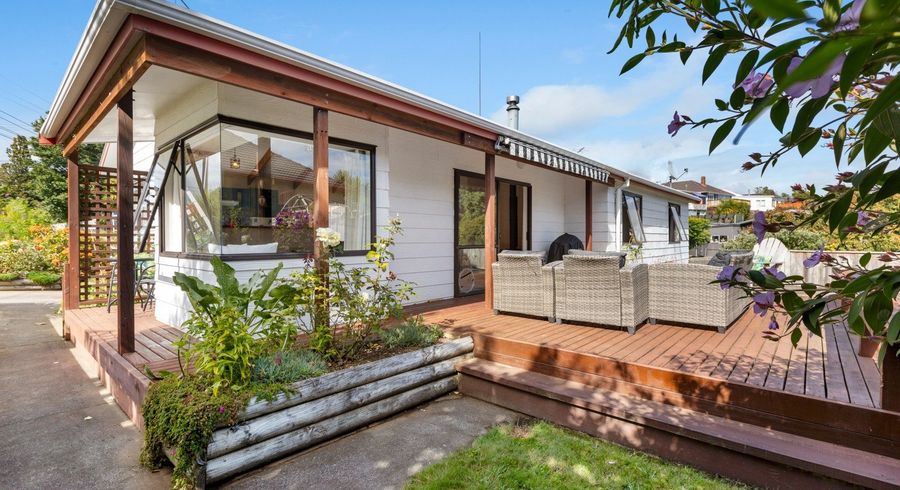  at 122 Glenpark Avenue, Frankleigh Park, New Plymouth