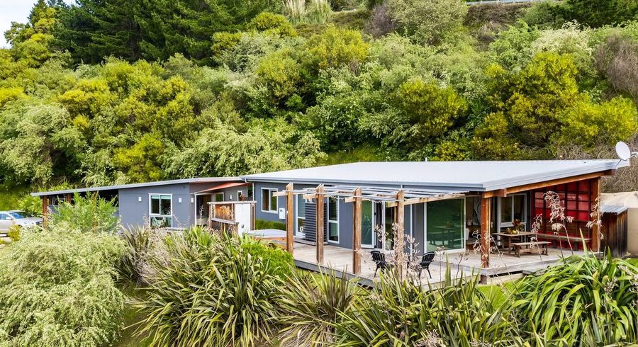  at 330 Hill Road, Eskdale