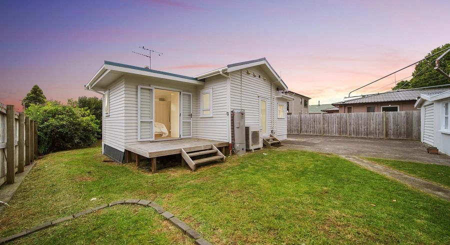  at 1/129 Tui Road, Papatoetoe, Manukau City, Auckland