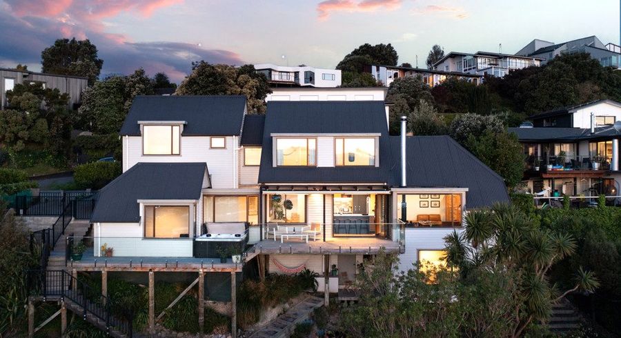  at 3 Roland Lane, Mount Pleasant, Christchurch City, Canterbury