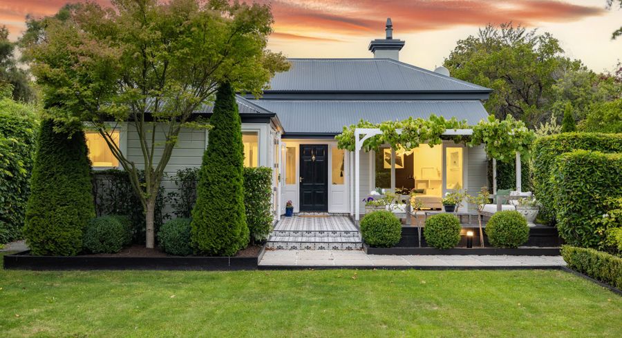  at 34 Glandovey Road, Fendalton, Christchurch