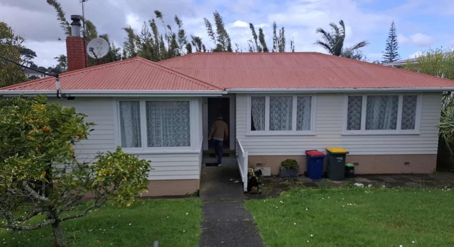  at Te Atatu South, Waitakere City, Auckland