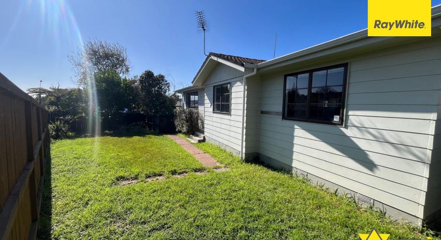  at 8 Coey Place, Glen Eden, Auckland
