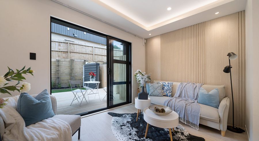  at 10/52 Newington Road, Henderson, Waitakere City, Auckland