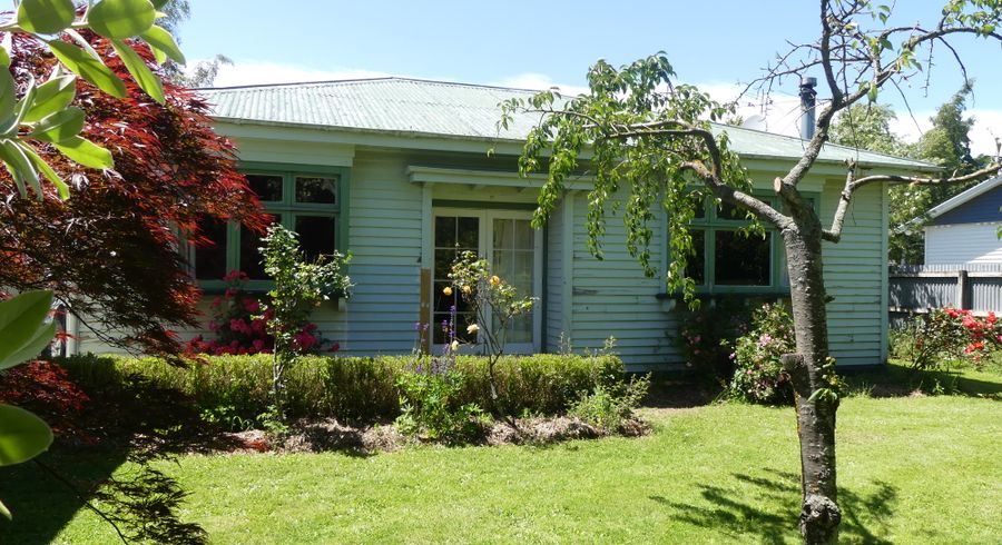  at 10 Cameron Street, Methven, Methven