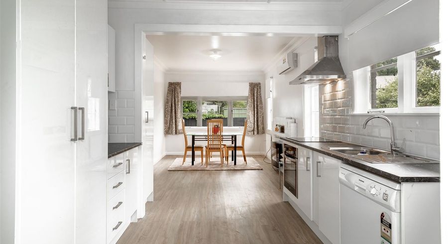  at 92 Te Aroha Street, Hamilton East, Hamilton