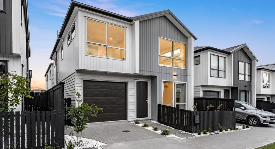  at 7 Hiki Street, Hobsonville, Waitakere City, Auckland