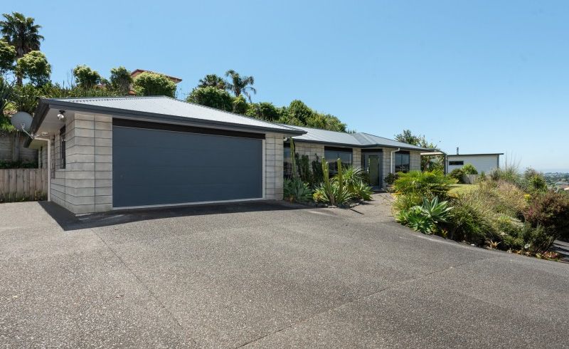  at 18 Southill Way, Pyes Pa, Tauranga