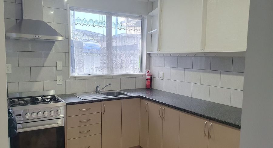  at 5B Oates Road, Glen Eden, Waitakere City, Auckland