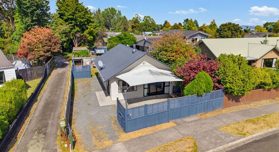  at 2/1 Glengarry Place, Lake Taupo, Taupo, Waikato