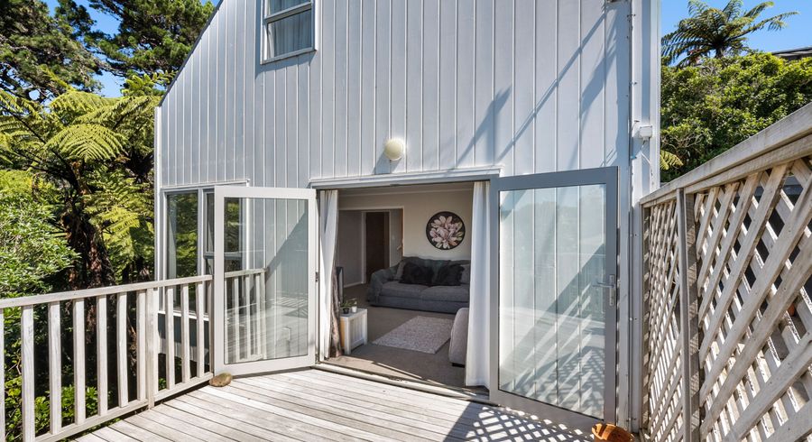  at 2/137 Park Road, Belmont, Lower Hutt