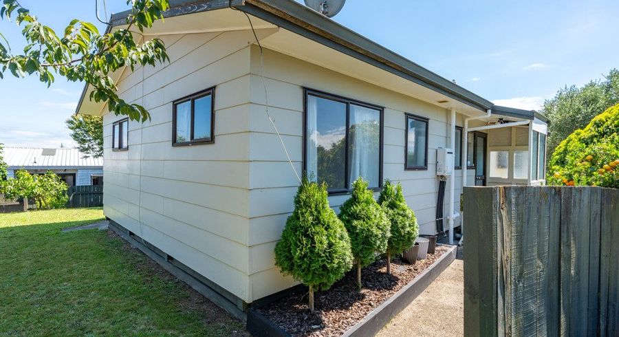  at 32 Lansdowne Crescent, Glenview, Hamilton, Waikato