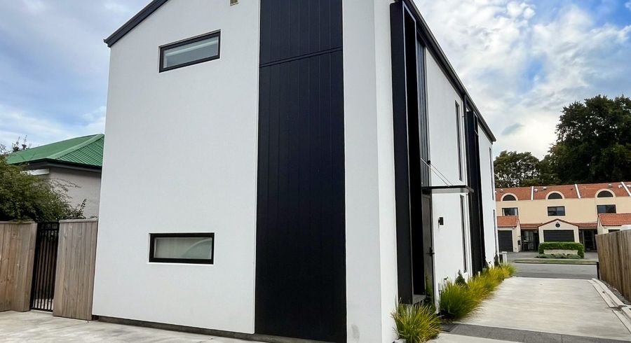  at 2/16 Devon Street, Sydenham, Christchurch City, Canterbury